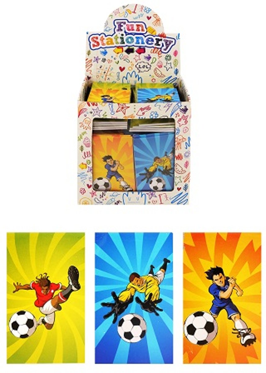 168 STUKS | Notitieboekjes - Model: Voetbal in Traktatiebox (Traktatie / Uitdeelcadeautjes)